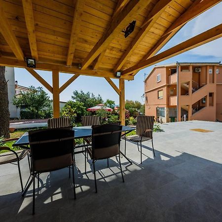 Apartmani Savin Brodarica  Zewnętrze zdjęcie